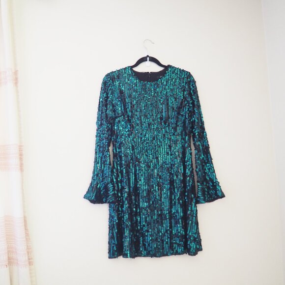 * Aidan Mattox Long Sleeve Sequin Mini Dress sz 8 - Picture 2 of 7